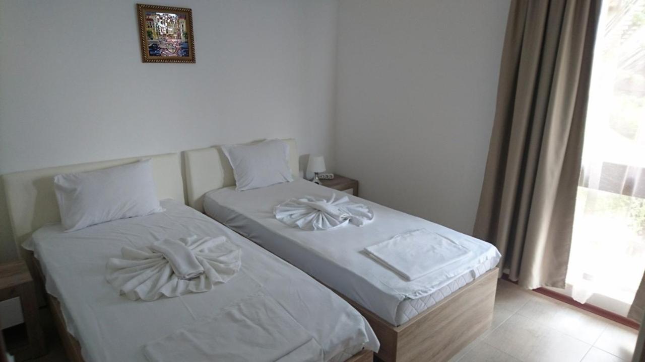 Villa Nina - Bay View Villas Kosharitsa ภายนอก รูปภาพ